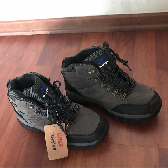 QI Feng Camel Shoes Bnwt Qi Feng Camel Outdoor Hiking